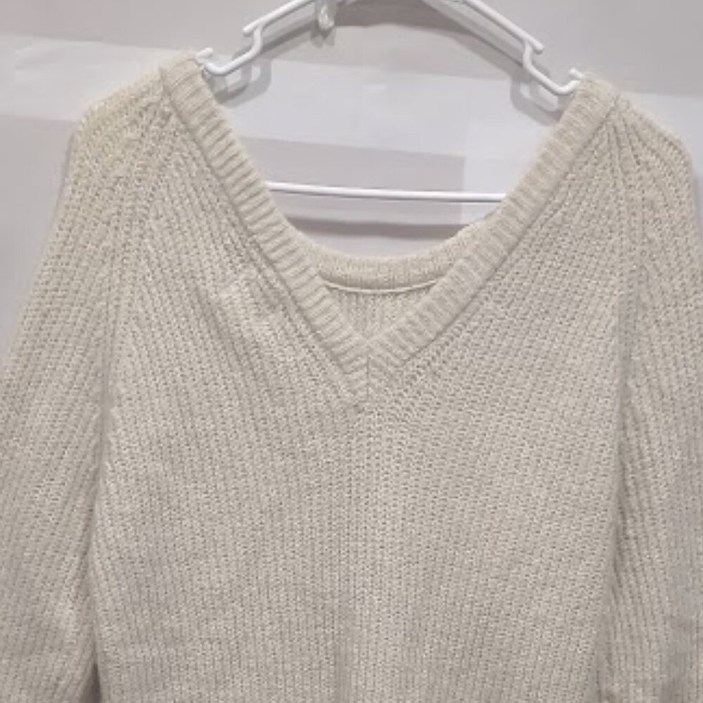 BLUE RAIN OVERSIZED LONG SLEEVE SWEATER V NECK BALLOON SLEEVES SOFT SIZE S